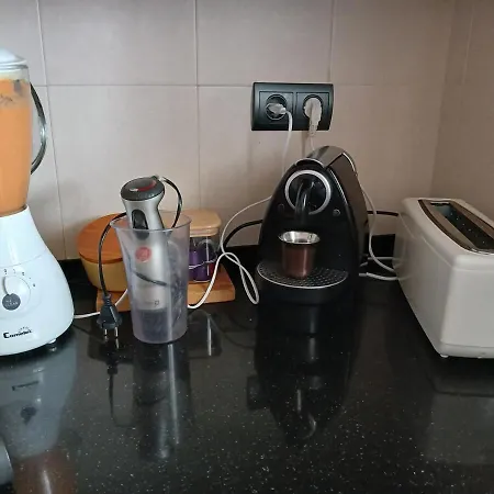 House With Private Solarium, Bbq And Appartamento Cunit