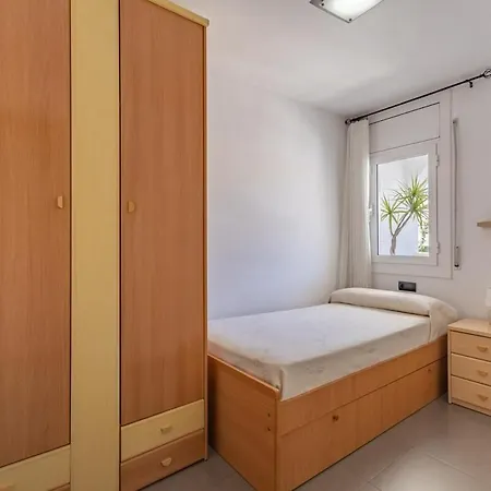 House With Private Solarium, Bbq And * Cunit